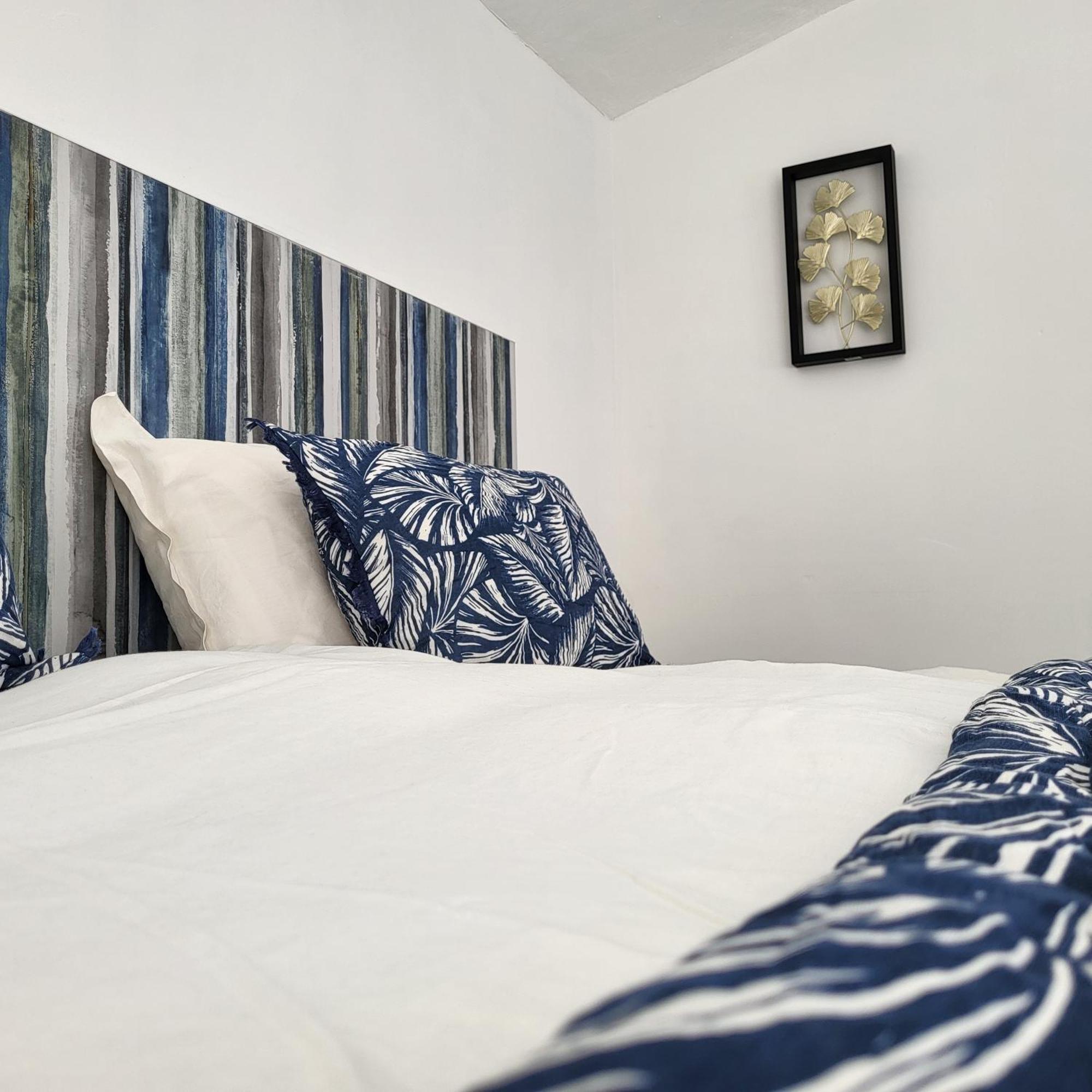 Les Pierres De Cezaire Hotel Saint-Cezaire-sur-Siagne ภายนอก รูปภาพ